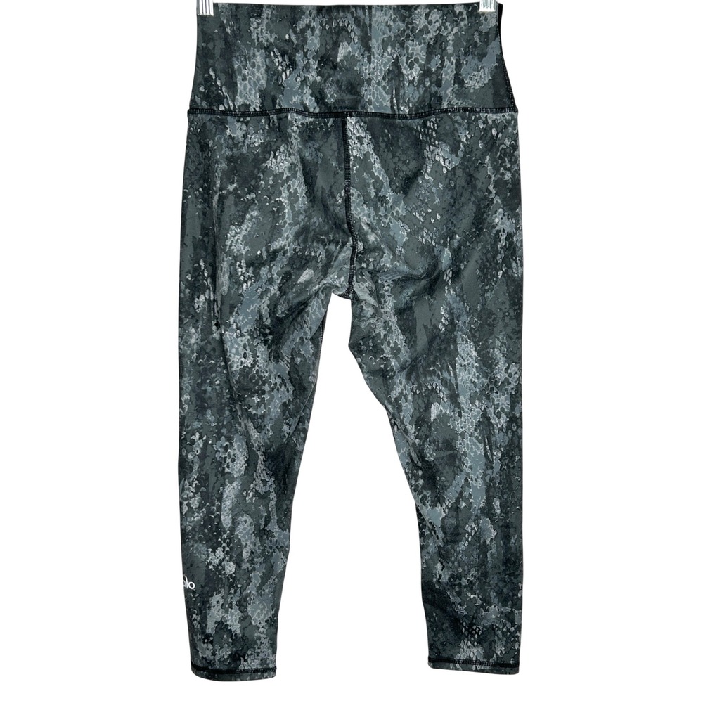 Alo Yoga‎ Crop Leggings Small Snake print Athleisure Workout Performance Gray